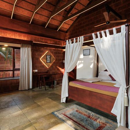 Sai Vishram Beach Resort Bainduru Exterior photo