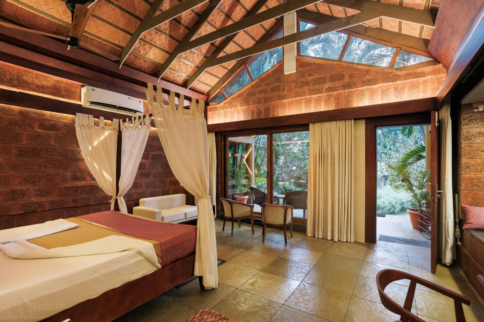 Sai Vishram Beach Resort Bainduru Exterior photo