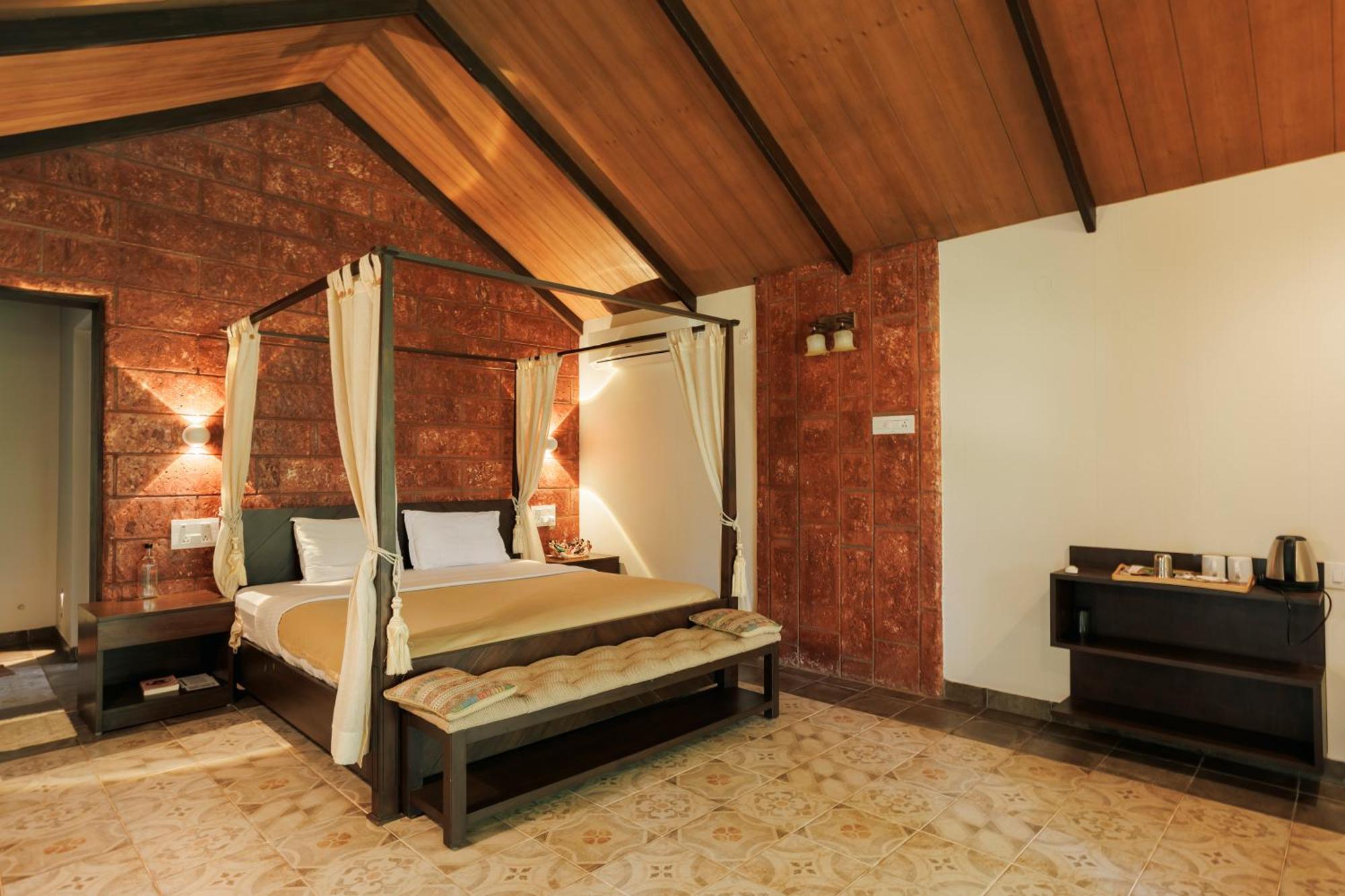 Sai Vishram Beach Resort Bainduru Exterior photo