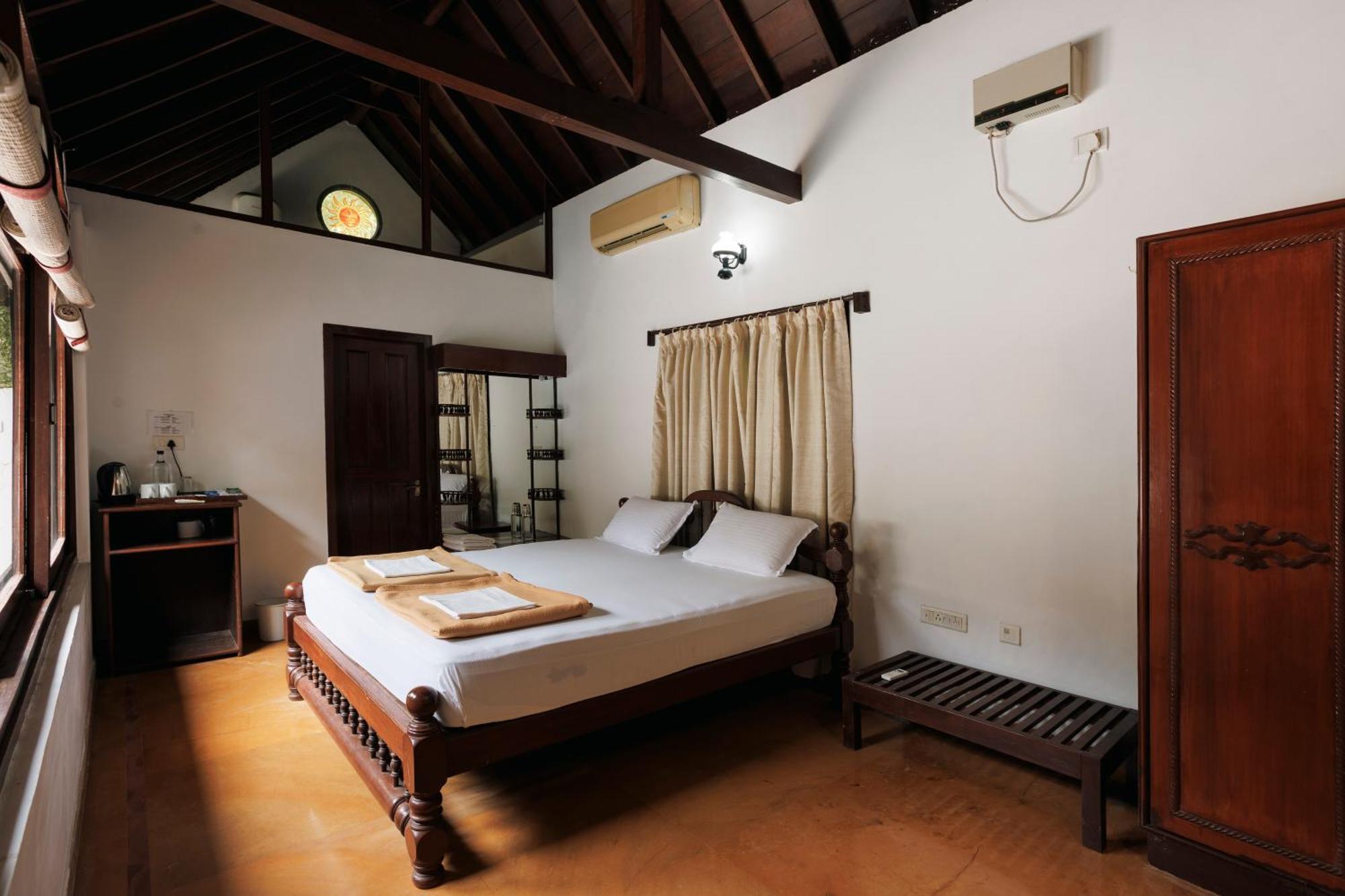 Sai Vishram Beach Resort Bainduru Exterior photo