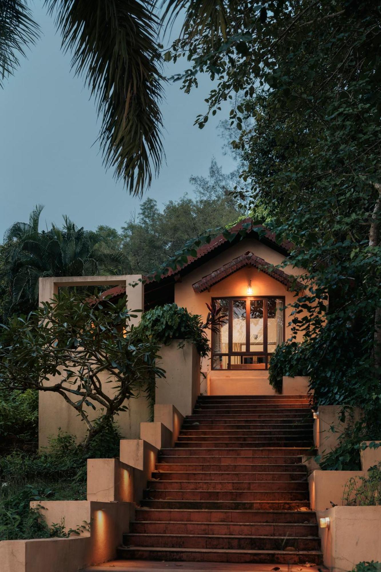 Sai Vishram Beach Resort Bainduru Exterior photo