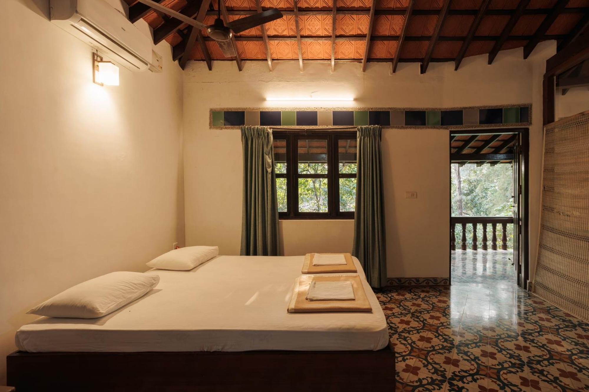 Sai Vishram Beach Resort Bainduru Exterior photo