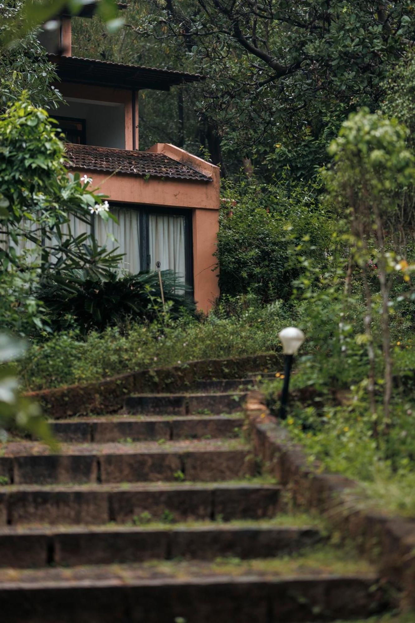 Sai Vishram Beach Resort Bainduru Exterior photo