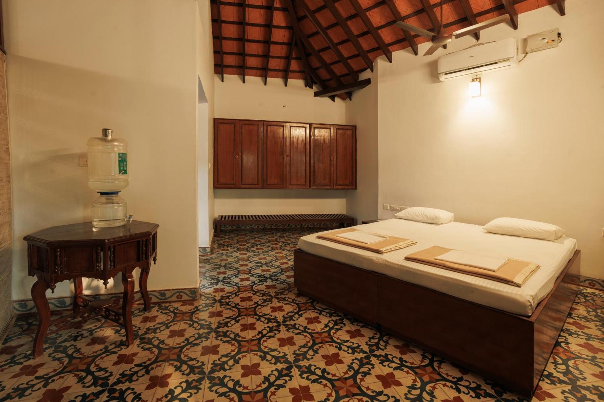 Sai Vishram Beach Resort Bainduru Exterior photo